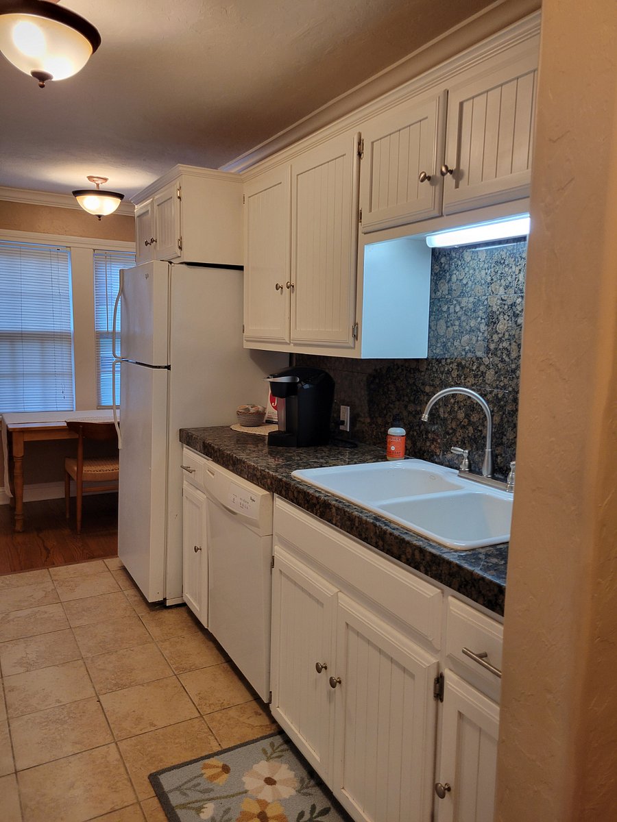 Furnished Finder property 695508_1 photo 16