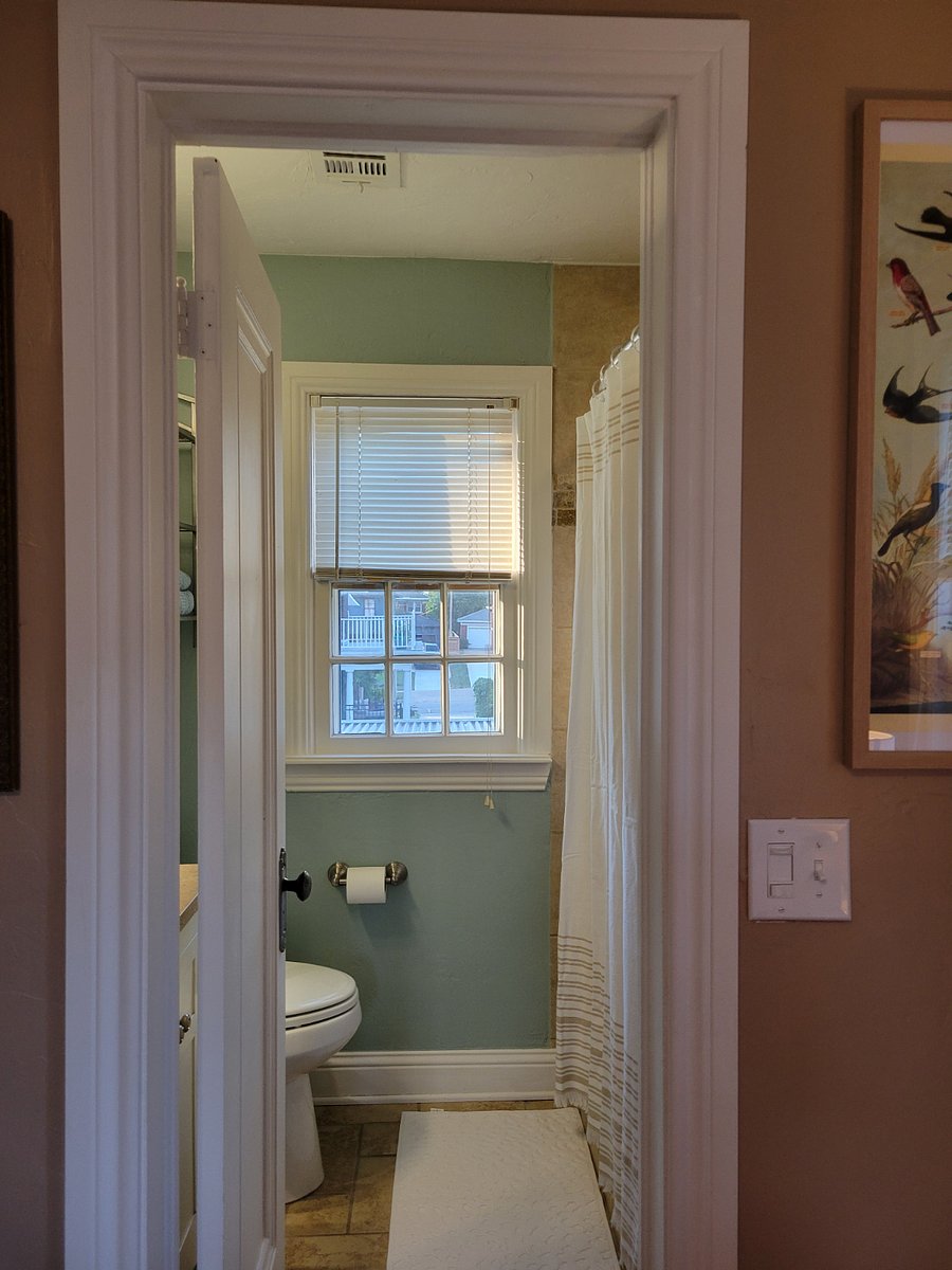Ensuite bathroom.