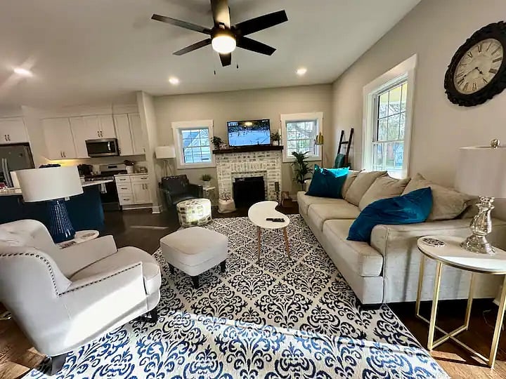 Furnished Finder property 695554_1 photo 4