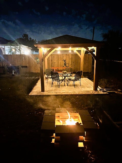 Gazebo, Firepit, Grill