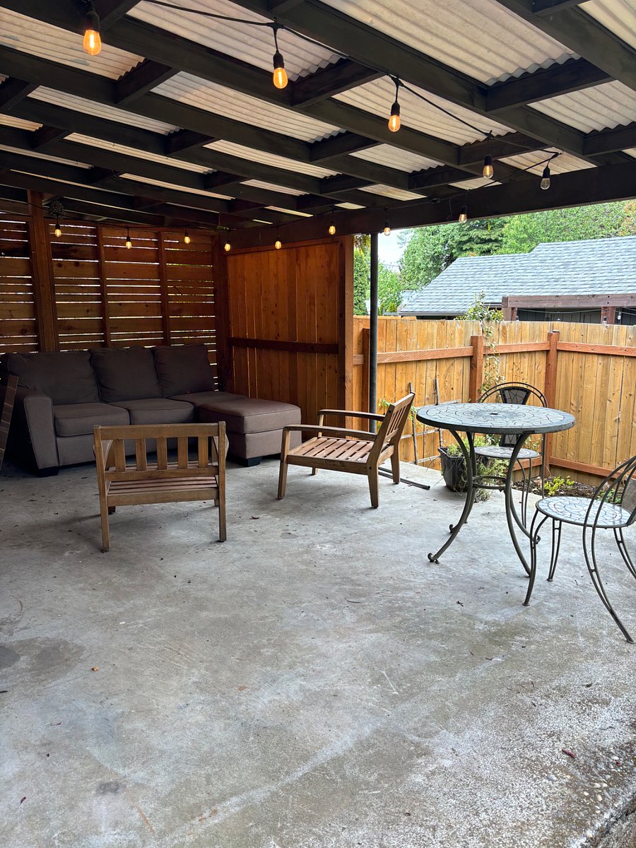 Furnished Finder property 695560_1 photo 11