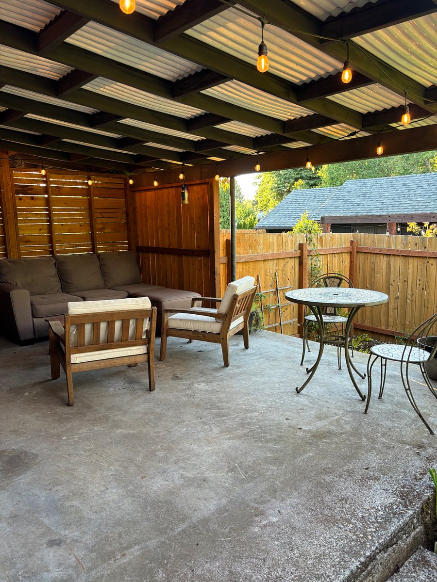 Furnished Finder property 695560_1 photo 13