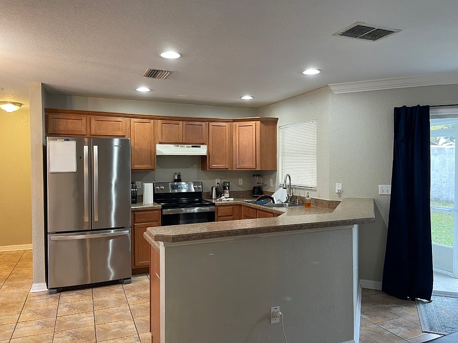 Furnished Finder property 695584_1 photo 3