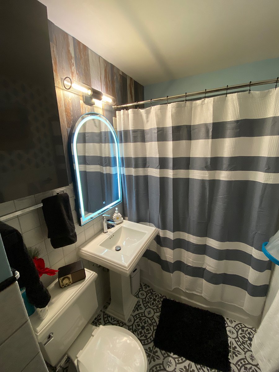 Furnished Finder property 695595_2 photo 17