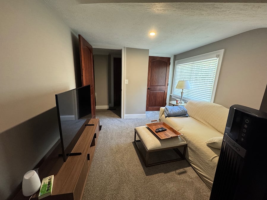Furnished Finder property 695605_2 photo 11
