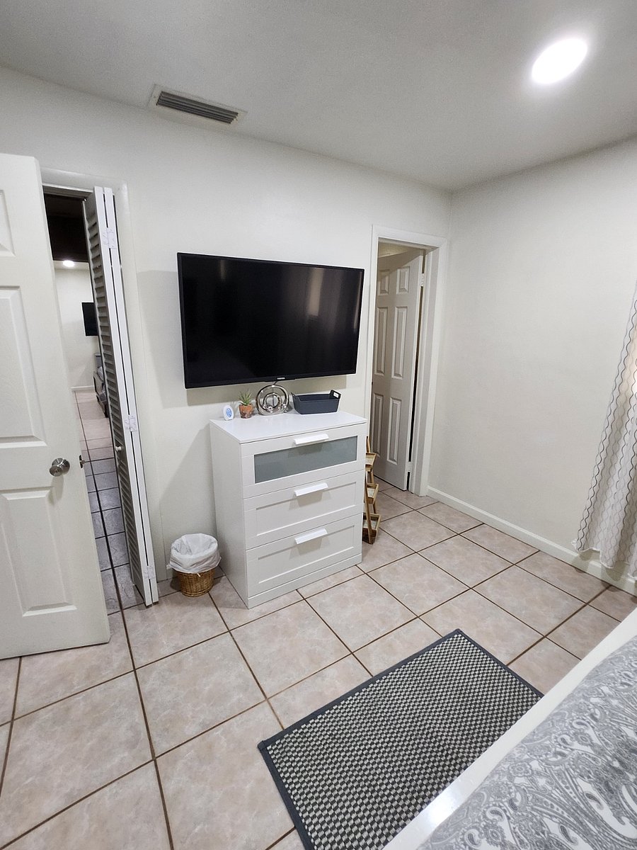 Furnished Finder property 695626_1 photo 16