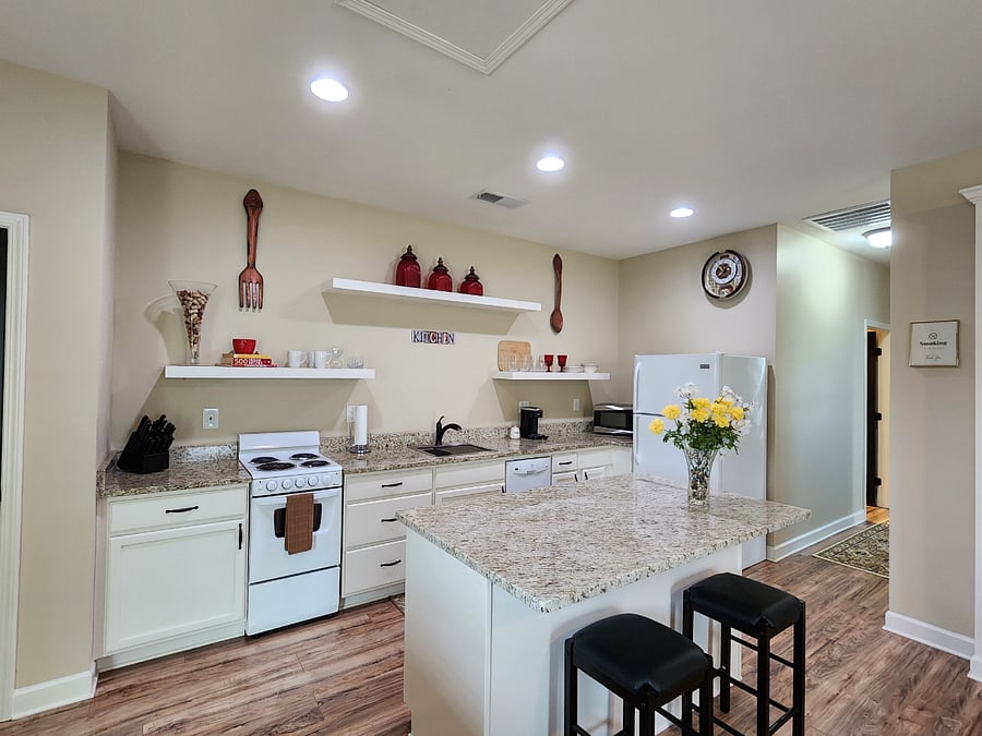 Furnished Finder property 695695_1 photo 8
