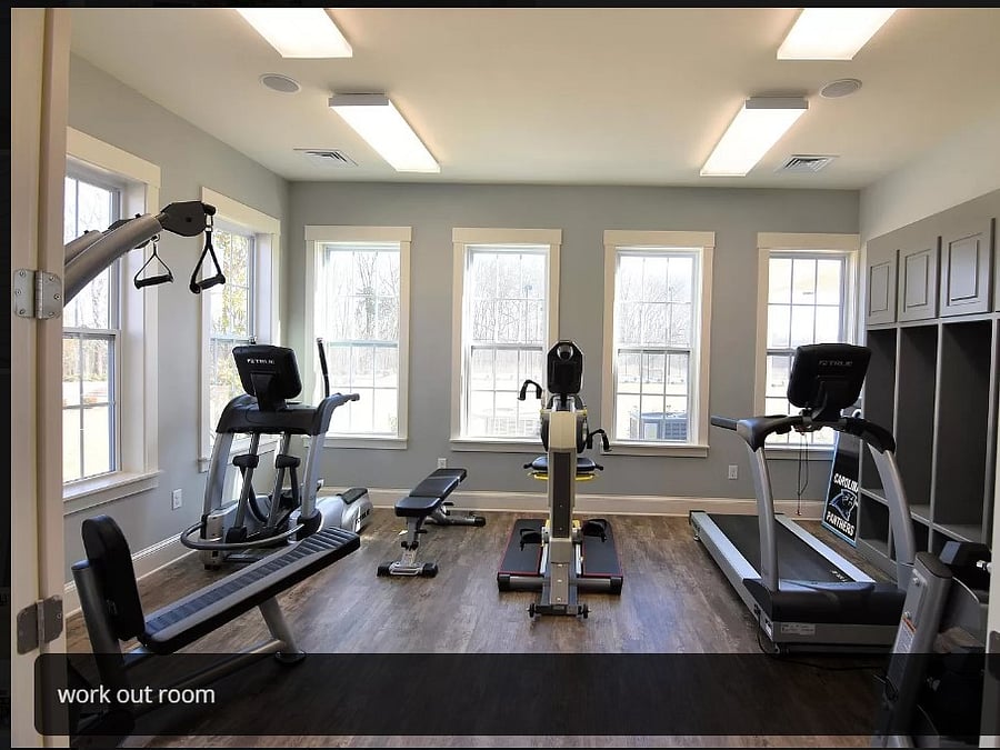 Furnished Finder property 695695_1 photo 36