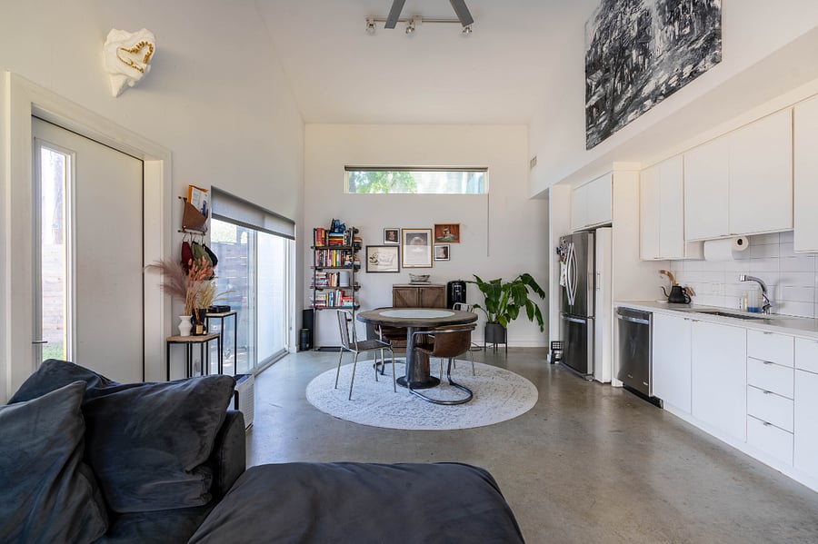 Furnished Finder property 695756_1 photo 22