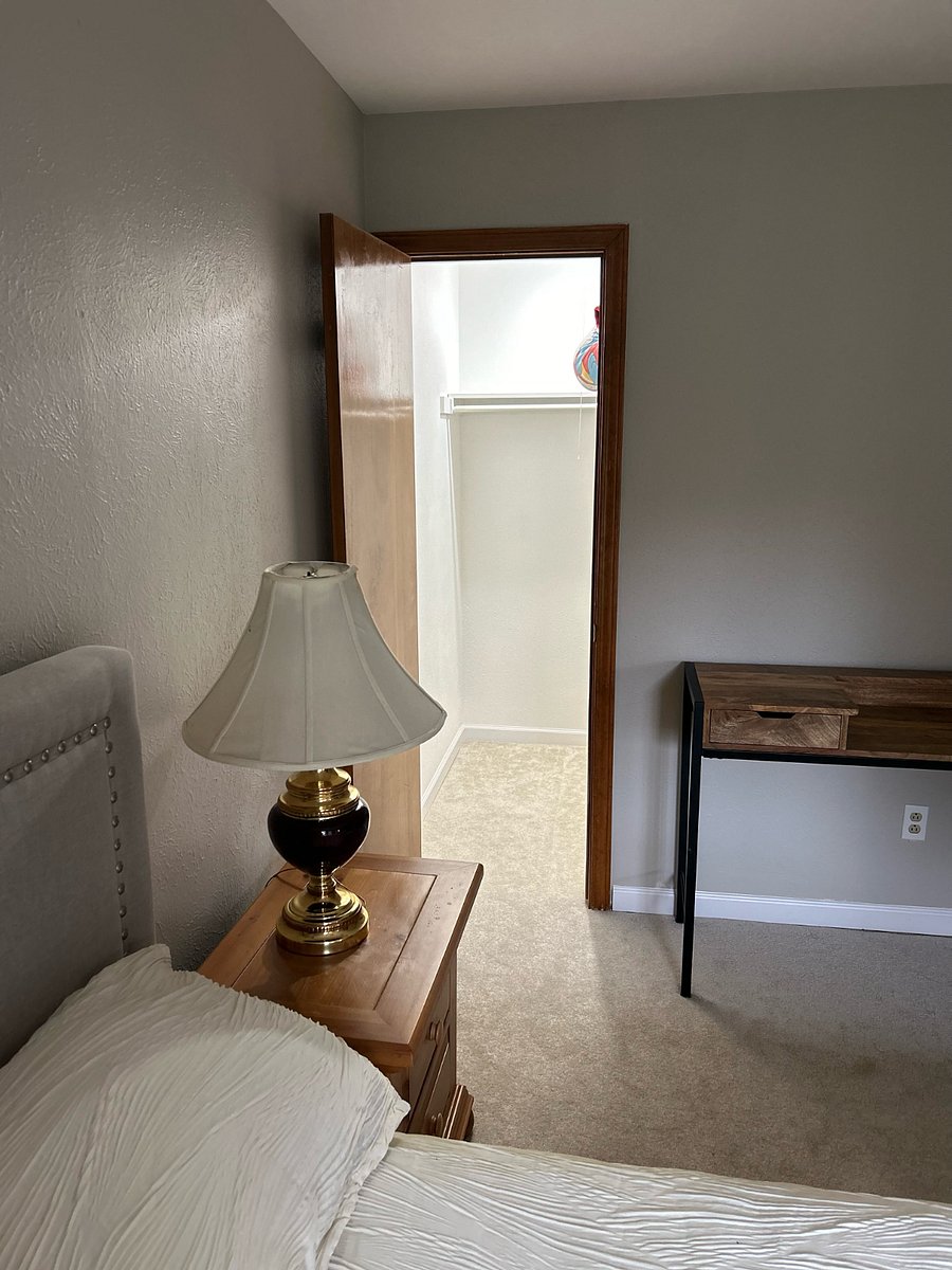 Furnished Finder property 695762_1 photo 9