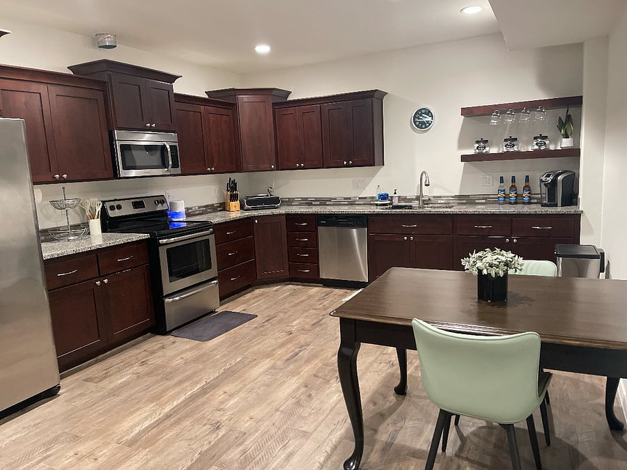 Furnished Finder property 695802_1 photo 9