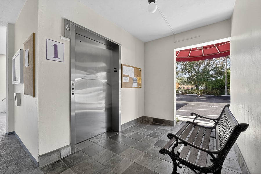 Furnished Finder property 695824_1 photo 14