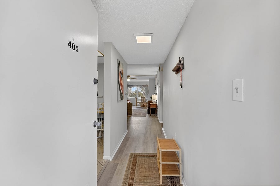 Furnished Finder property 695824_1 photo 4