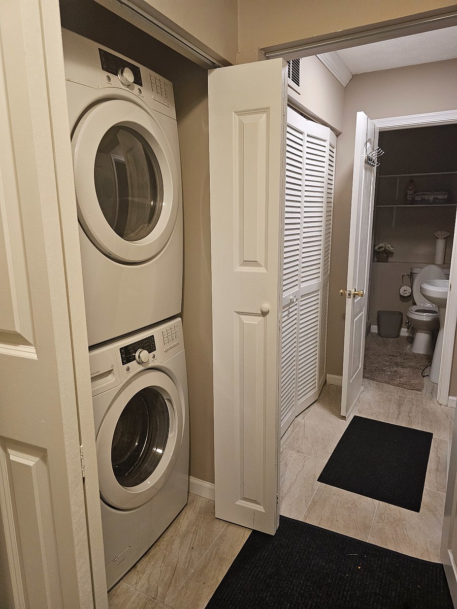 Furnished Finder property 695900_1 photo 7