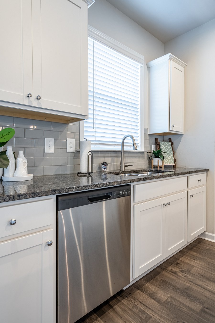 Furnished Finder property 695923_1 photo 9