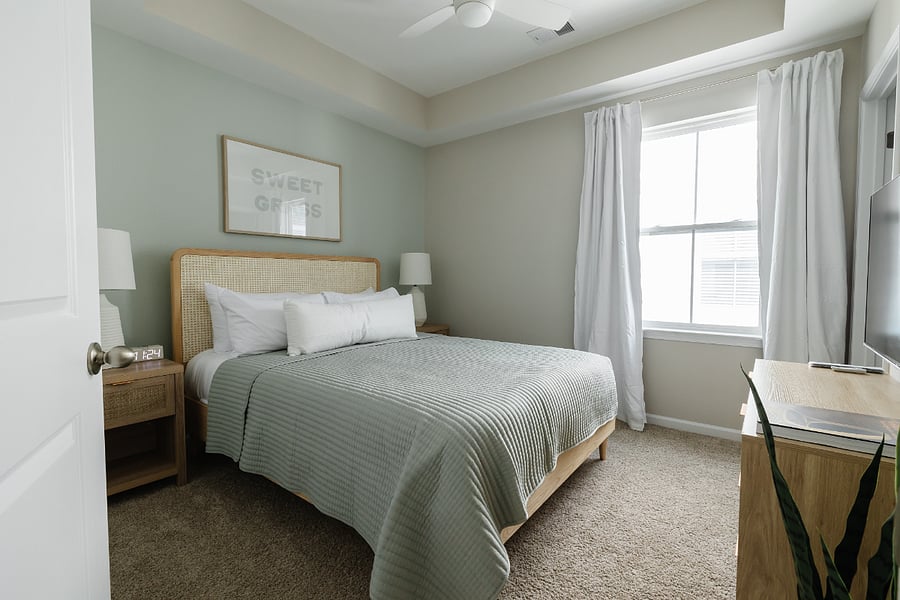 Sweet Grass Theme Bedroom