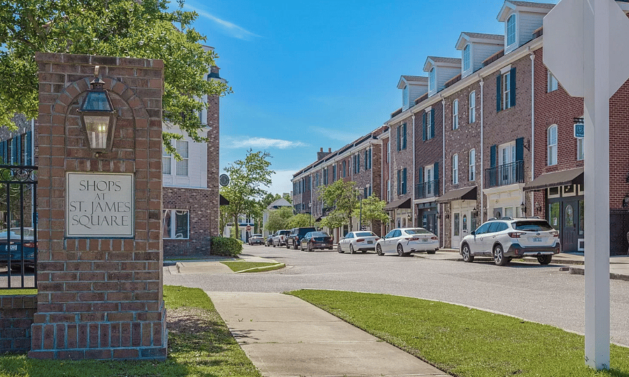 Entrance to Development: Boutique retail space