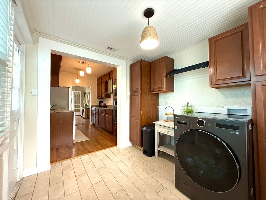 Furnished Finder property 696065_1 photo 8