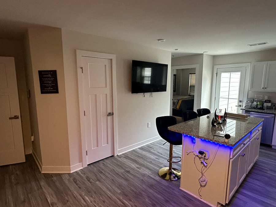 Furnished Finder property 696076_1 photo 7