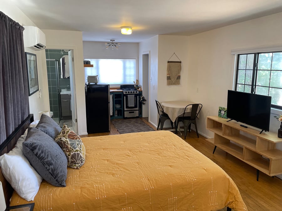 Furnished Finder property 696081_1 photo 5