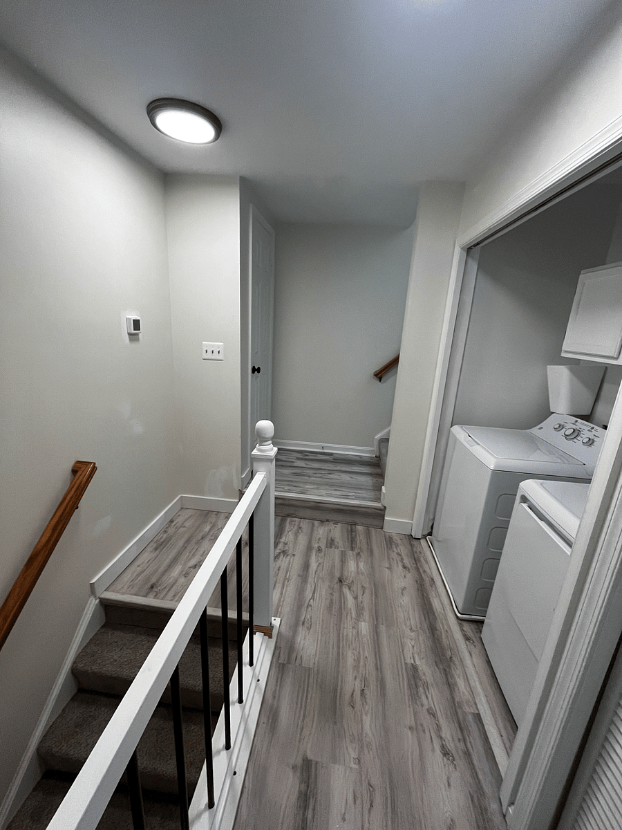 Furnished Finder property 696105_1 photo 9