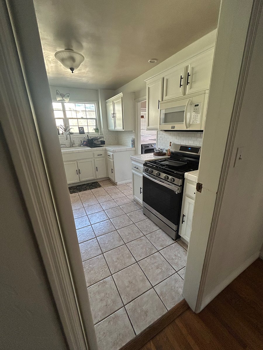 Furnished Finder property 696128_1 photo 10
