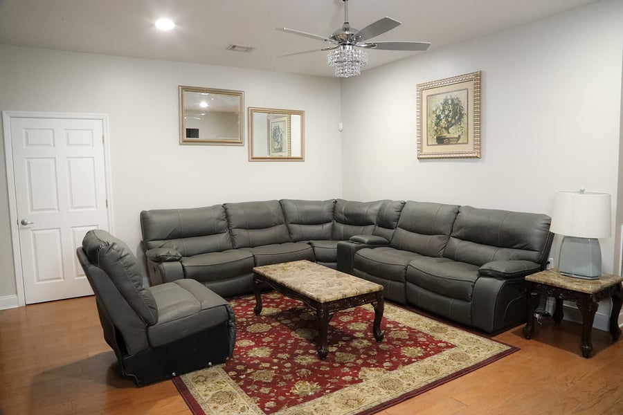 Furnished Finder property 696152_1 photo 3