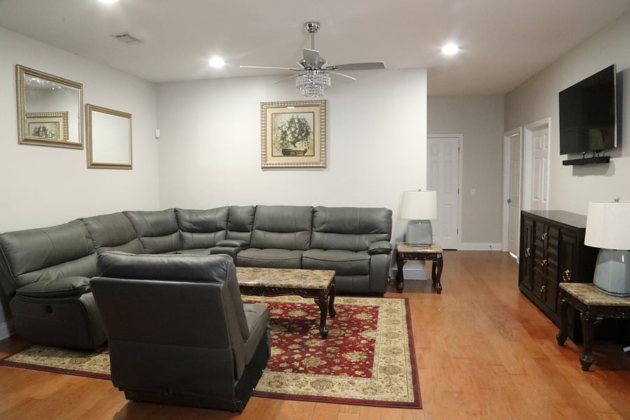 Furnished Finder property 696152_1 photo 4