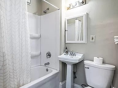Furnished Finder property 696168_1 photo 5