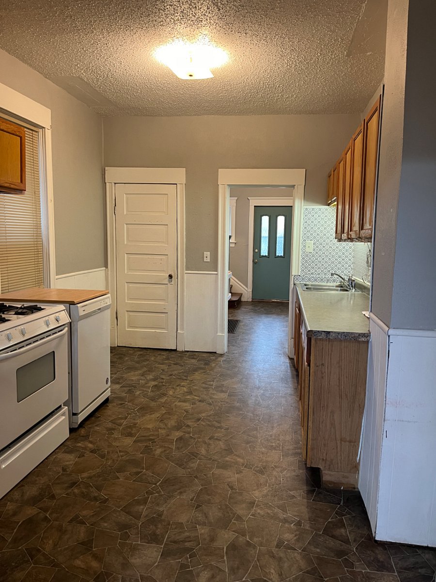 Furnished Finder property 696219_1 photo 8