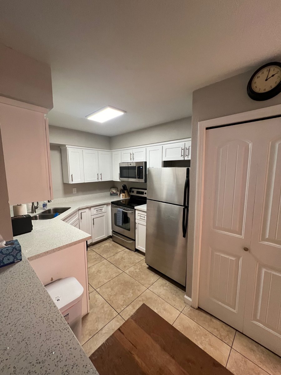 Furnished Finder property 696235_1 photo 3