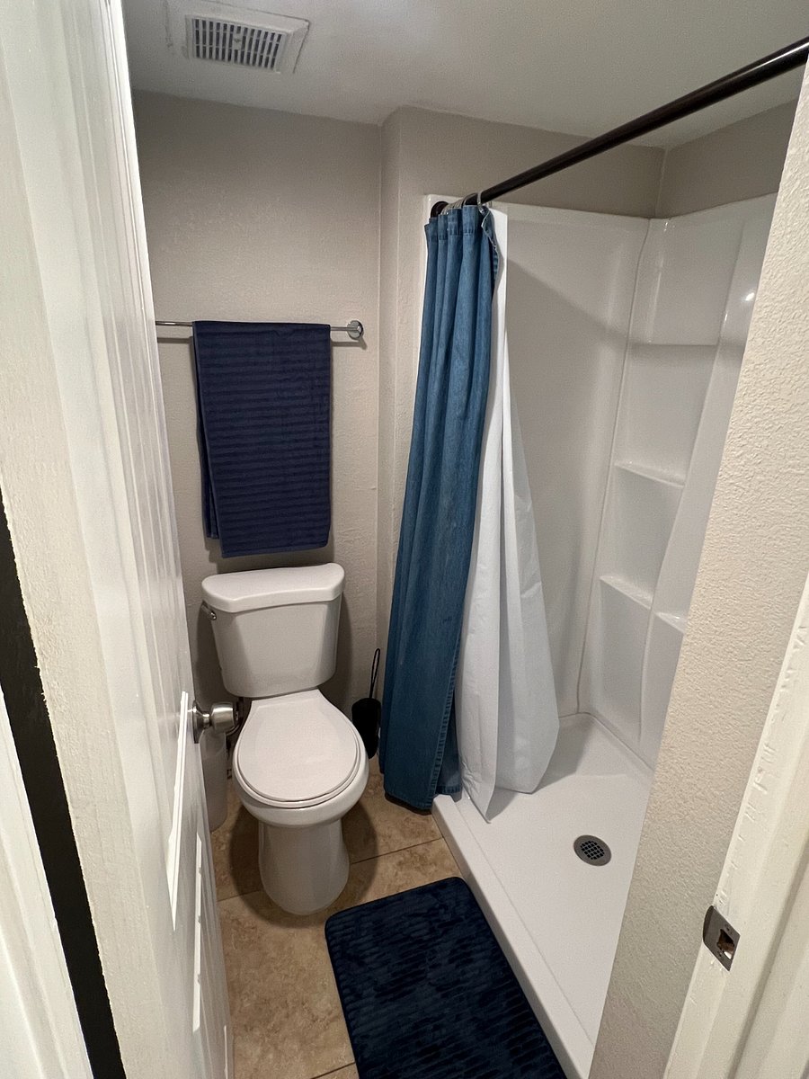 Furnished Finder property 696235_1 photo 12