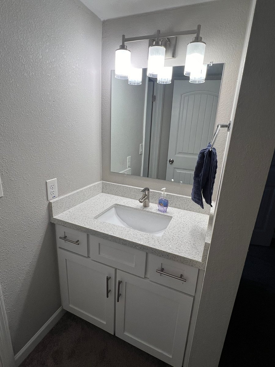 Furnished Finder property 696235_1 photo 13