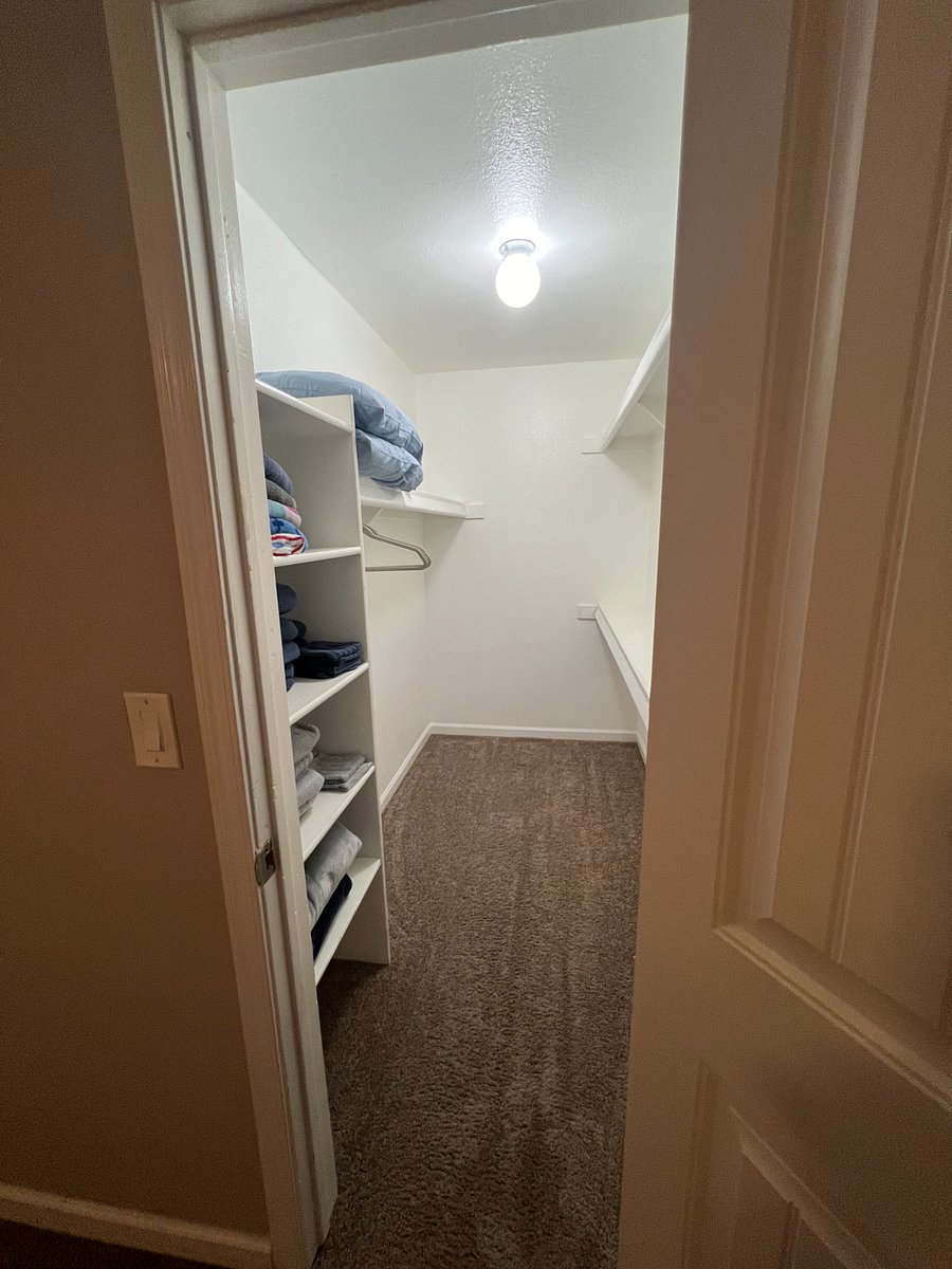 Furnished Finder property 696235_1 photo 14