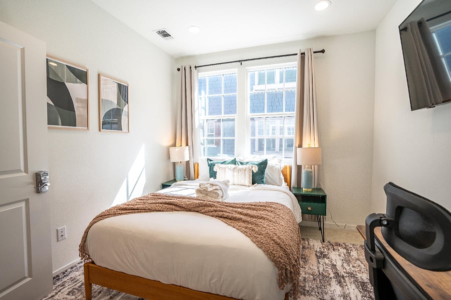 Furnished Finder property 696236_1 photo 12