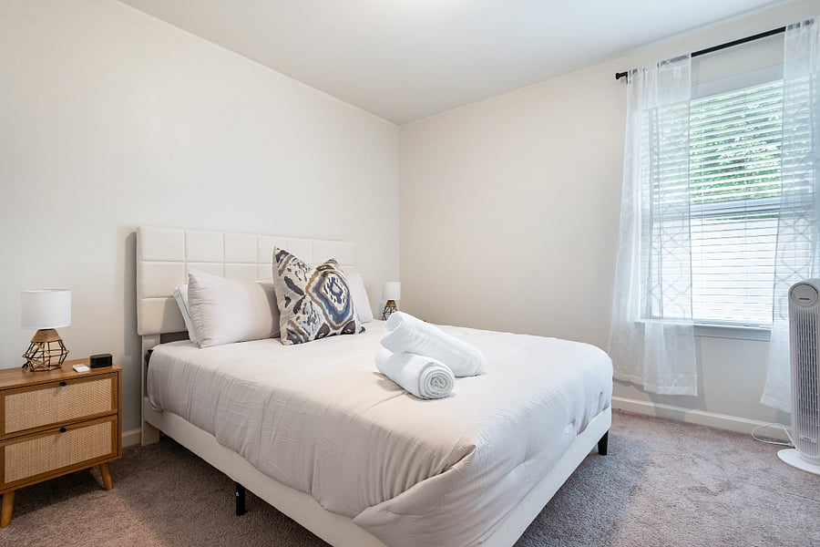 Furnished Finder property 696245_1 photo 8