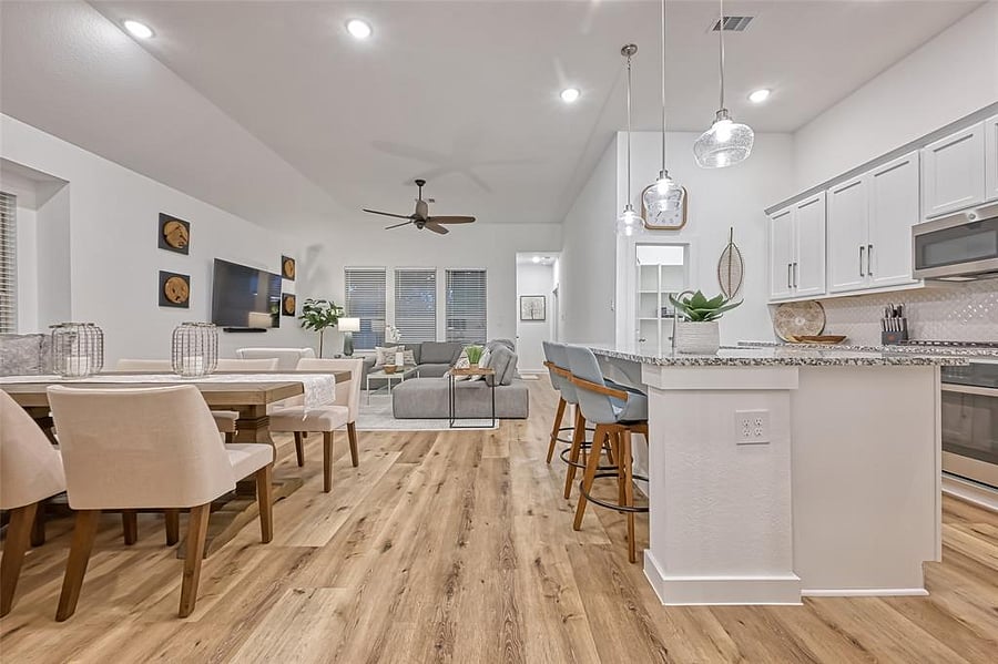 Furnished Finder property 696272_1 photo 9