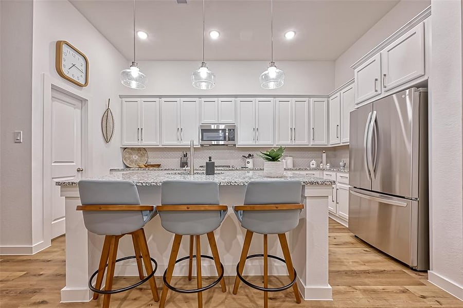 Furnished Finder property 696272_1 photo 18