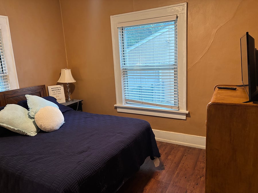 Furnished Finder property 696335_1 photo 8