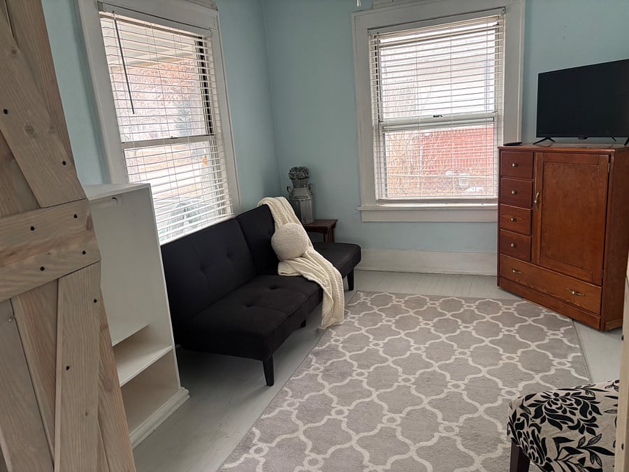 Furnished Finder property 696335_1 photo 7
