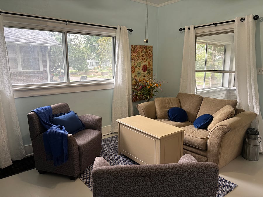 Furnished Finder property 696335_1 photo 9