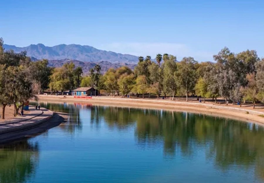 Private gate access to the famous Lake Havasu Channel.