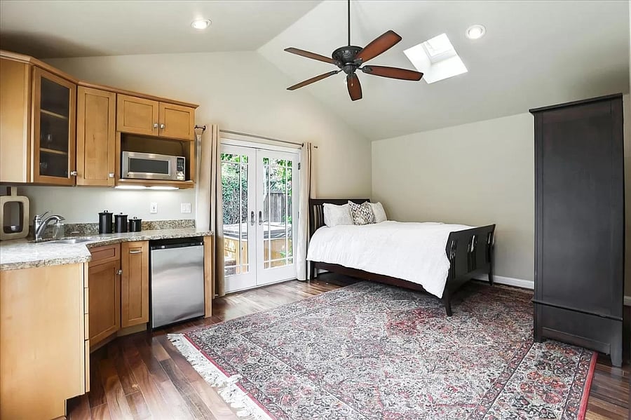 Furnished Finder property 696398_1 photo 3