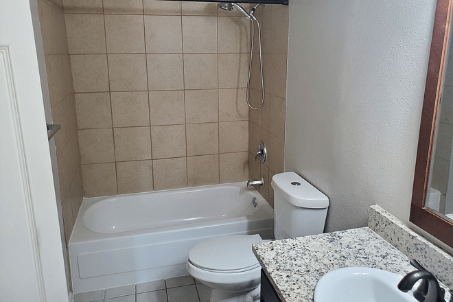 Furnished Finder property 696407_1 photo 3