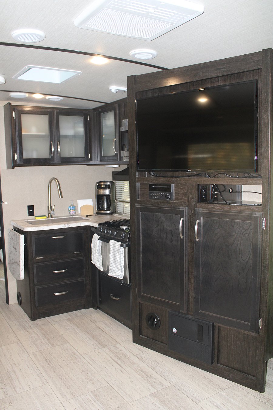Furnished Finder property 696416_1 photo 7