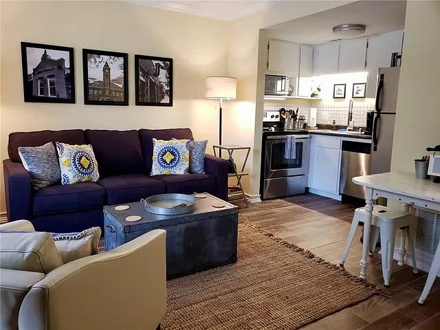 Furnished Finder property 696443_1 photo 3