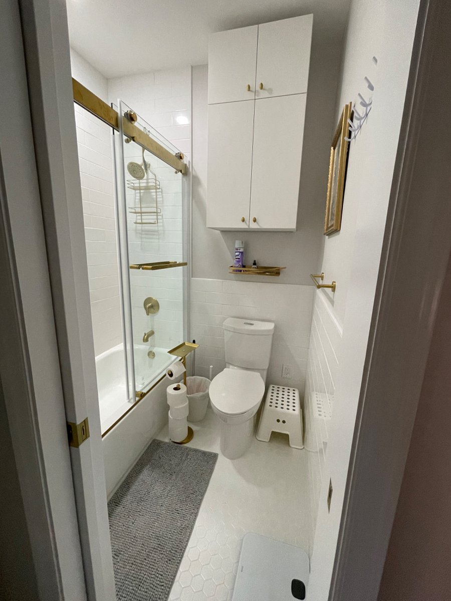 Fully renovated (2024) ensuite bathroom with plenty of storage