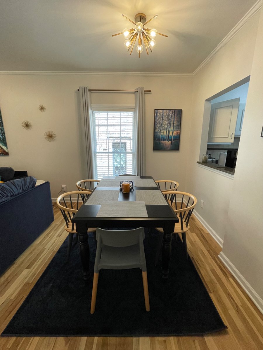 Dining table seats 6