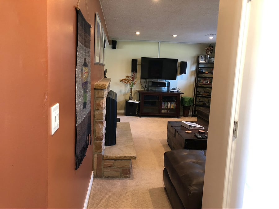Entrance to living room