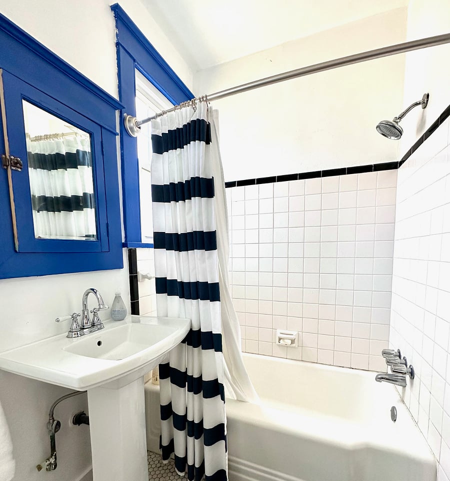 Bathroom with vintage tile from 1930s.